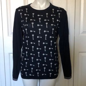 TH lg key crewneck sweater